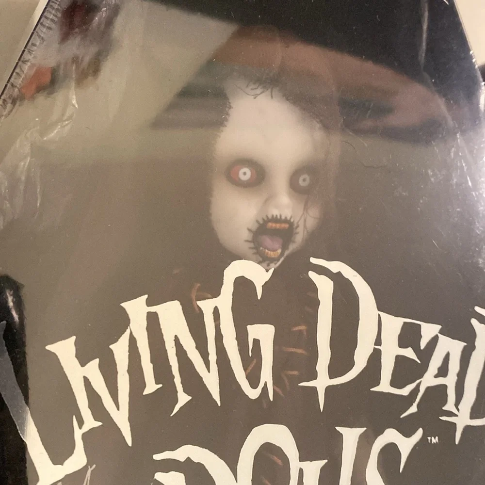 Living Dead Dolls Series 29 The After